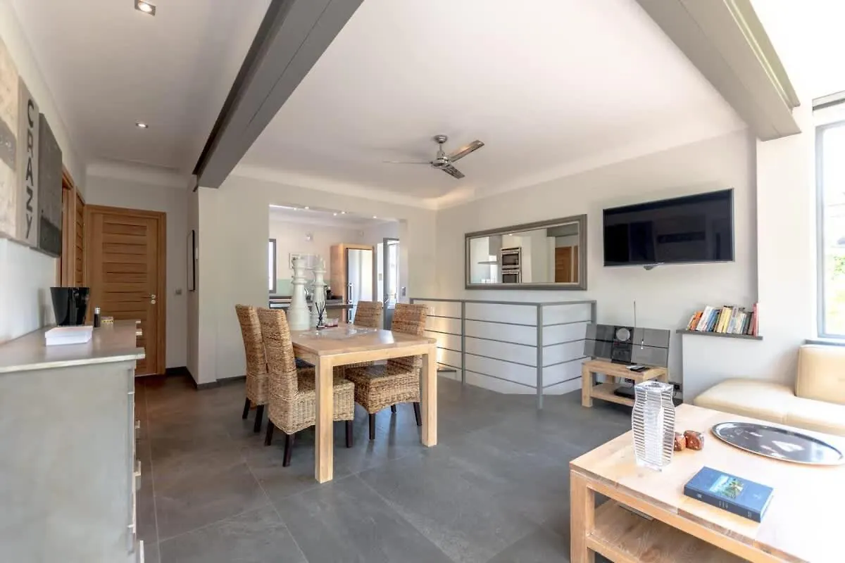 Apartment Appartement Loft Saint-Tropez Centre
